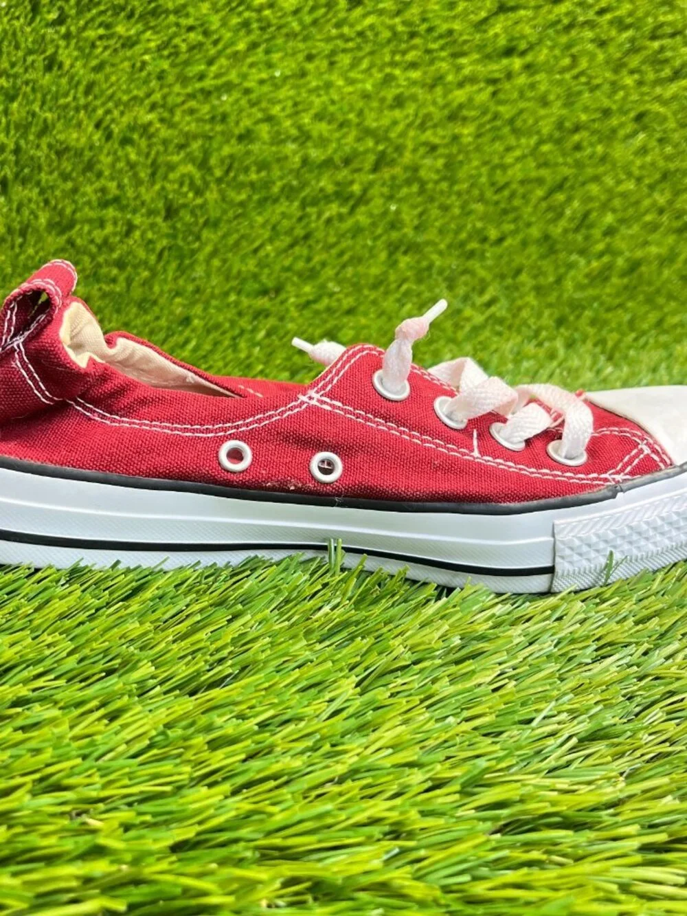 Converse Chuck Taylor All Star Low Womens Size 7 Red Athletic Shoes Sneakers - Picture 4 of 10